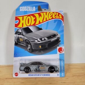 Nissan Skyline GT-R Hot Wheels Godzilla Grey Die-cast